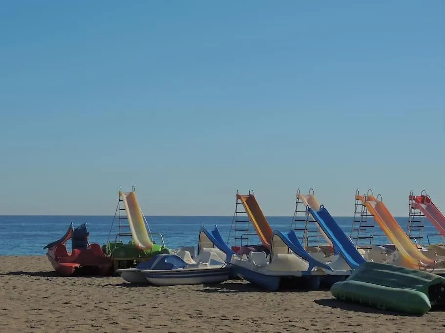 Playamar Beach. 托雷莫利诺斯 公寓